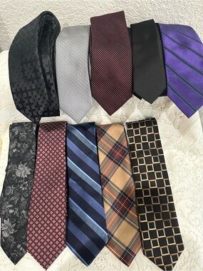 Lot of 10 men’s ties
designer ties skinny smaller various brands